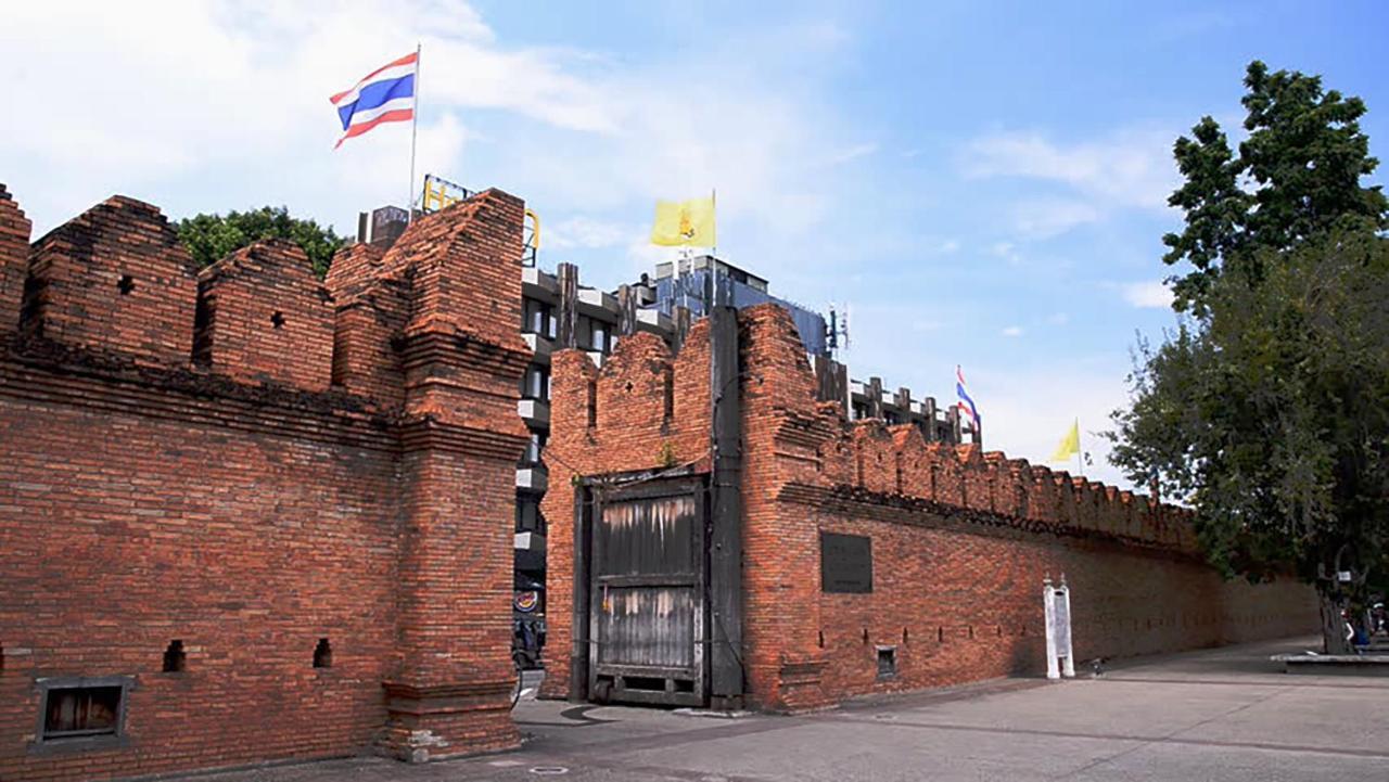 Хостел Bodega Чиангмай Экстерьер фото